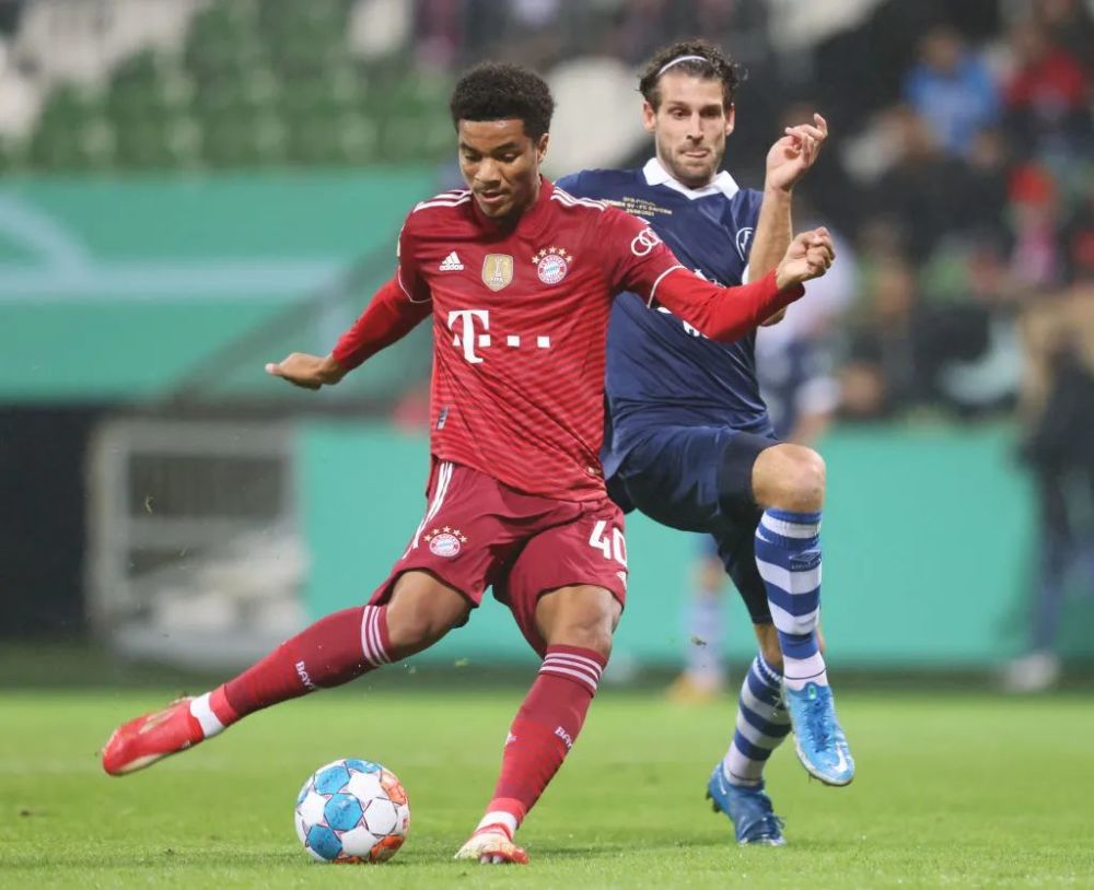 KY gaming包含新疆广汇迎葡超关键赛广东宏远围绕法国杯门线救险之后，国际米兰围绕德国杯防线松动的词条